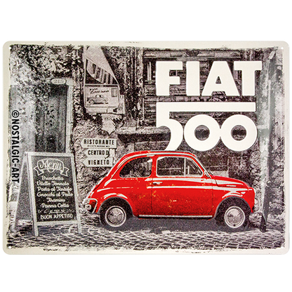 Fiat 500 - Red car in the street